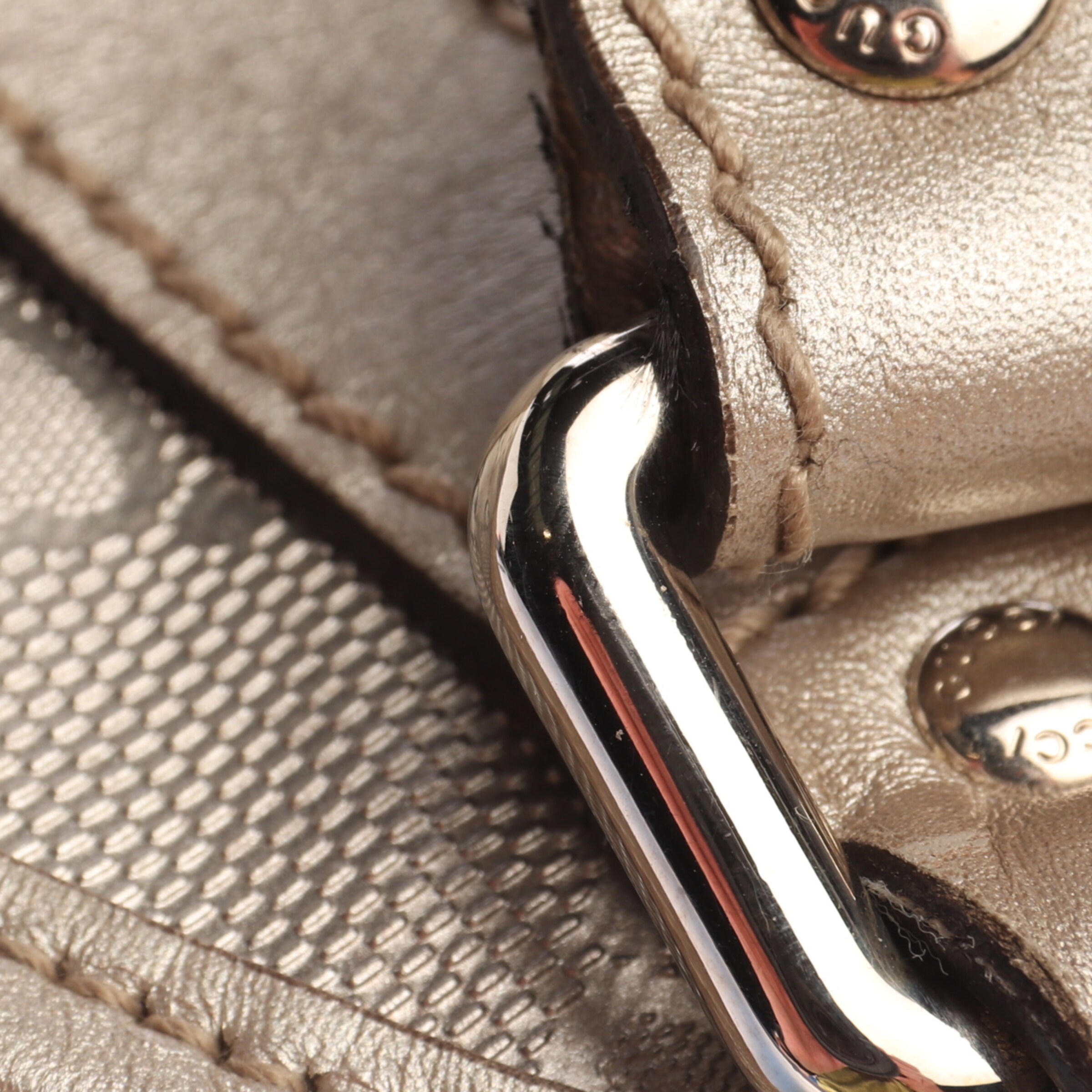 Gucci Schultertasche / Umhängetasche One Size in Grau