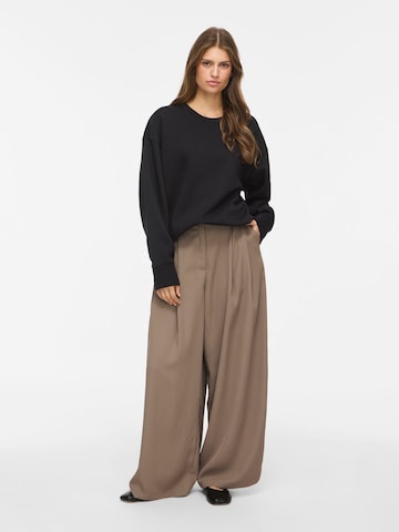 VILA Sweatshirt 'VIVera' in Zwart