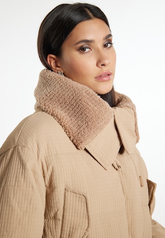 faina Winter Jacket in Beige