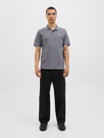JACK & JONES - Camiseta 'JJEAustin' en gris
