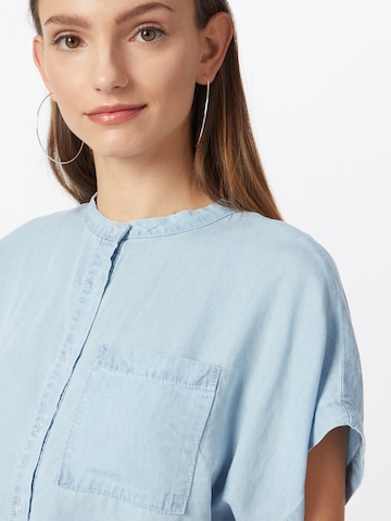 ABOUT YOU Blouse in Blauw