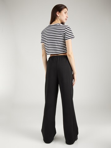 Calvin Klein Jeans Широка кройка Панталон в черно
