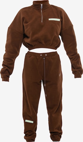 Tom Barron Tracksuit in Brown: front