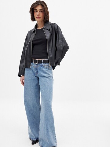 NA-KD Jacke in Schwarz