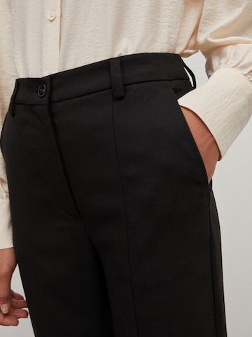 EDITED Flared Trousers 'Emery' in Black