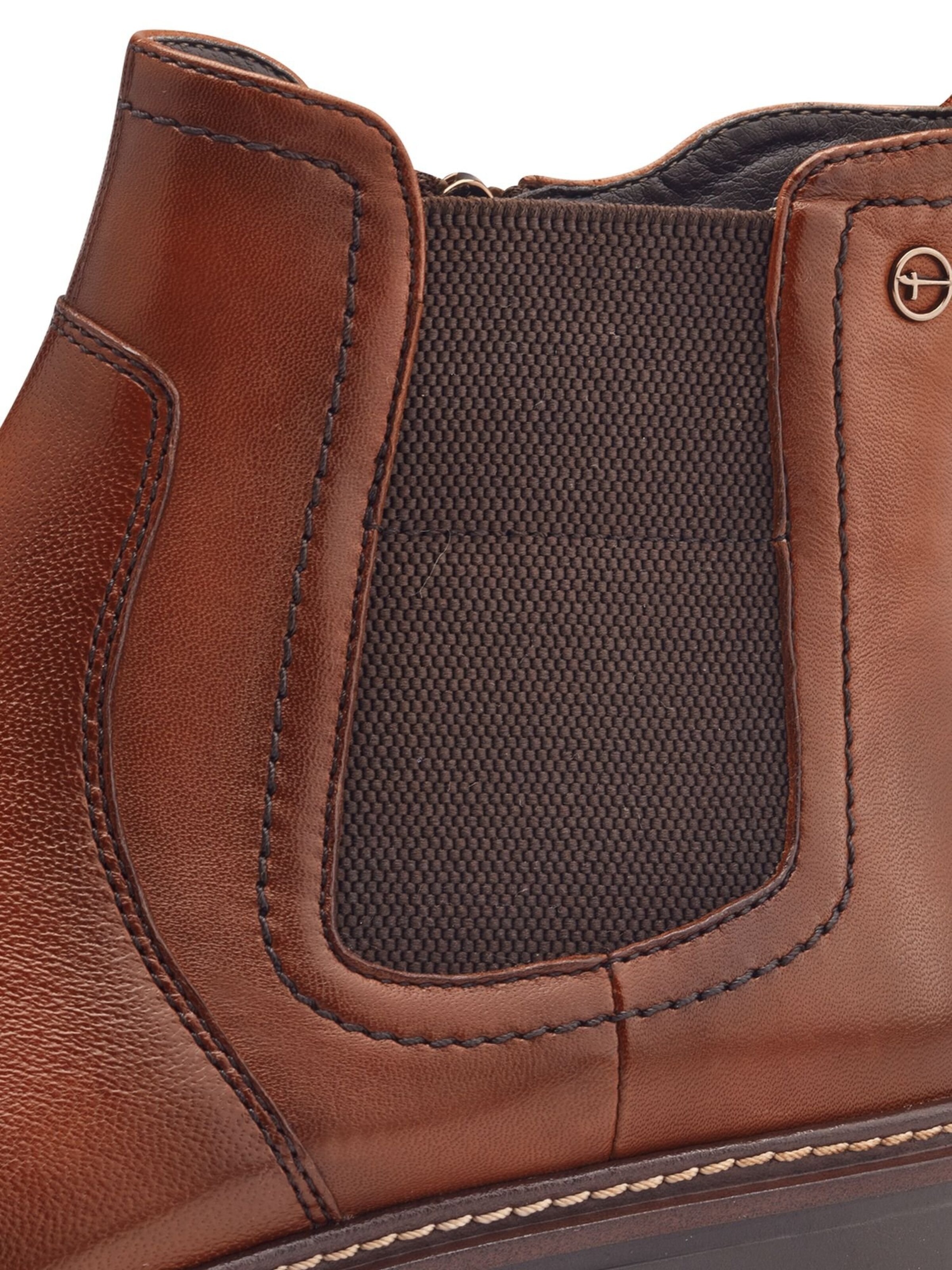 Tamaris Chelsea boots in Bruin