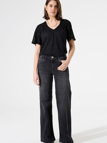 GARCIA T-Shirt in Schwarz