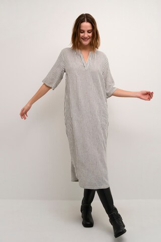 Robe 'Milia' Kaffe en gris