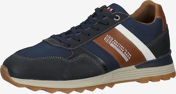 Baskets basses BULLBOXER en bleu : devant