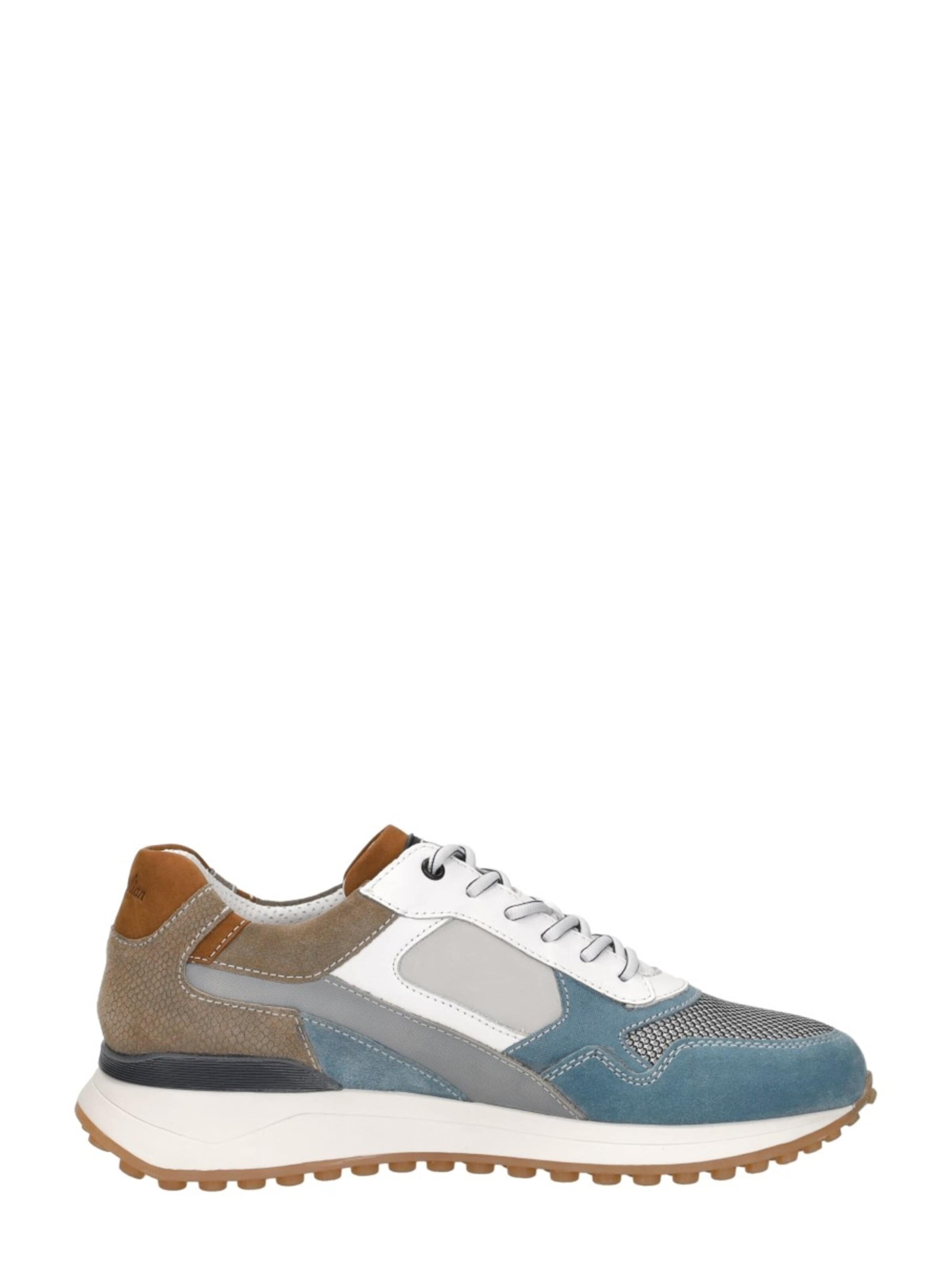 Australian Platform trainers 'Yamato' in Blue
