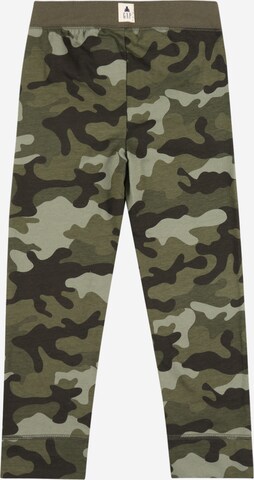 Tapered Pantaloni de la GAP pe verde