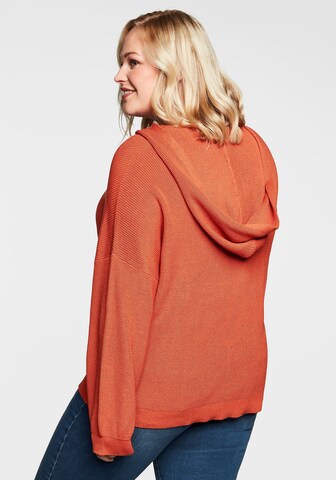 SHEEGO Sweater in Orange