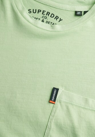 T-Shirt 'Essential' Superdry en vert