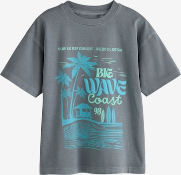 Next T-Shirt in Grau: Vorderseite