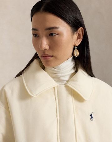 Geacă de iarnă de la Polo Ralph Lauren pe alb
