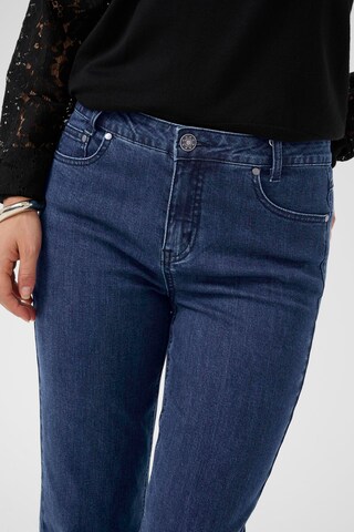 CULTURE Tapered Jeans i blå