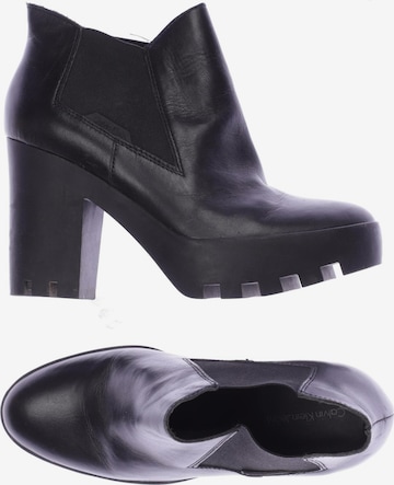 Calvin Klein Jeans Dress Boots in 38 in Black: front
