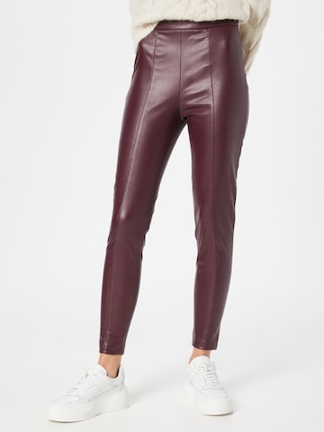 Coupe slim Leggings 'Sybille' VILA en rouge : devant