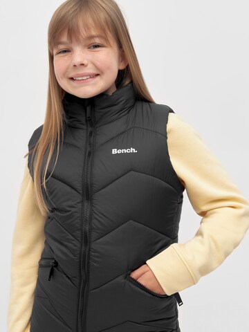 BENCH Bodywarmer in Zwart