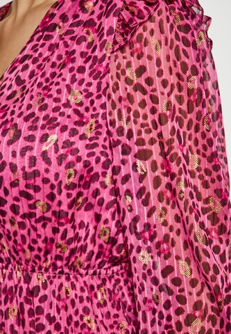 faina Obleka | roza barva