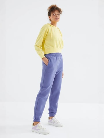 Tommy Life Regular Workout Pants in Blue