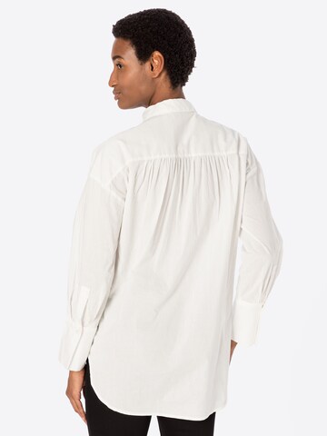 Camicia da donna 'JULIE' di VERO MODA in bianco