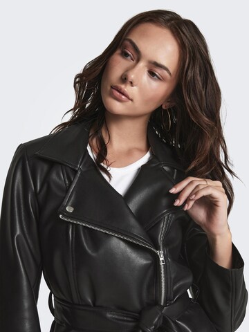 JDY Übergangsjacke in Schwarz