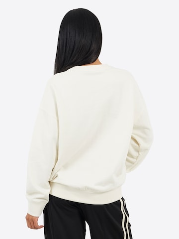 BRAVE SOUL Sweatshirt 'Paris' in Wit