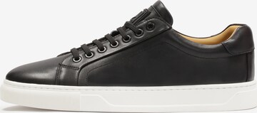 Sneaker bassa di Kazar in nero: frontale