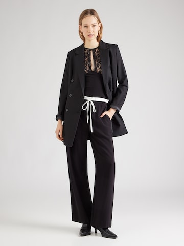 ABOUT YOU Блуза боди 'Cornelia' в черно