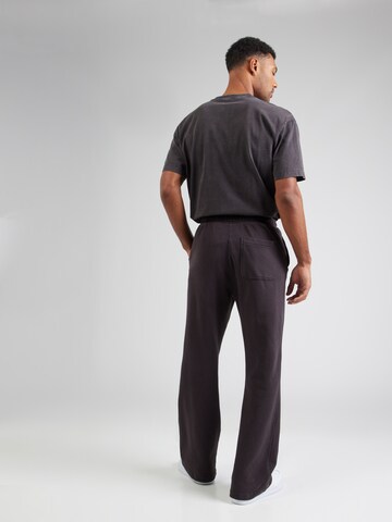 Loosefit Pantaloni 'Hill' di WEEKDAY in nero