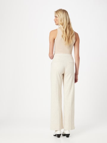 Regular Pantalon à plis 'Chiara' MAC en beige