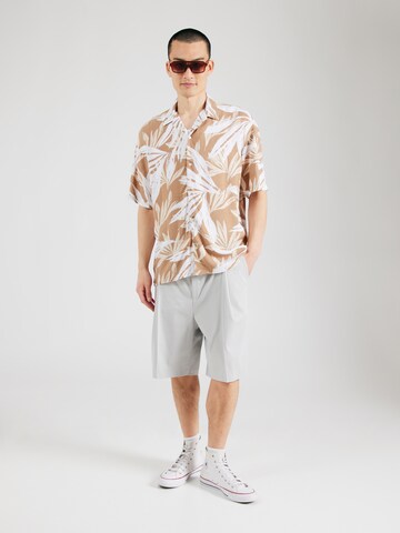 JACK & JONES - Ajuste confortable Camisa 'JJEJeff Tropical' en verde