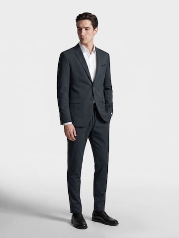 Thomas Goodwin Slim fit Pants in Blue