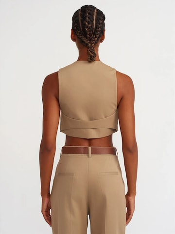 Dilvin Top in Beige