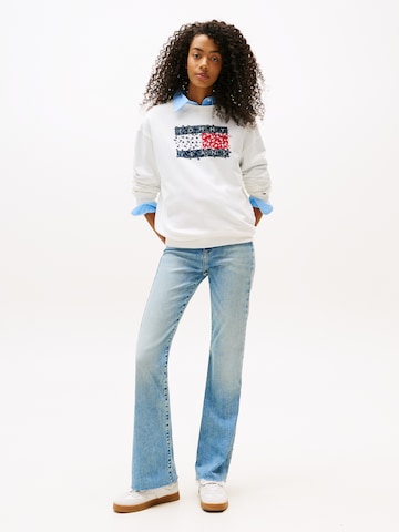 Tommy Jeans Суичър в бяло