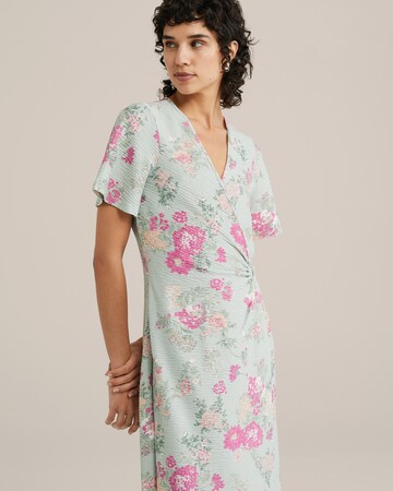 WE Fashion Платье в Зеленый