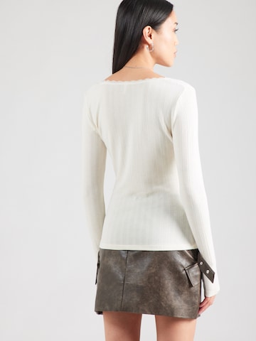 T-shirt 'ONLLAIKA' ONLY en beige
