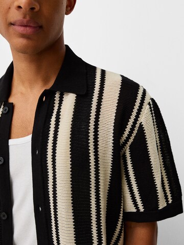 Bershka Comfort fit Button Up Shirt in Beige