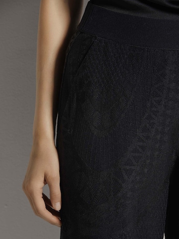 MADELEINE Wide Leg Hose in Schwarz