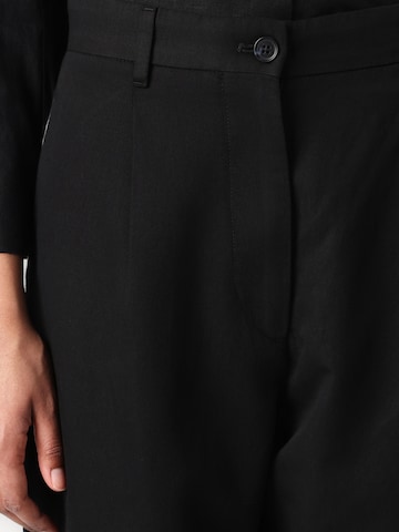 TOMMY HILFIGER Regular Bandplooibroek in Zwart