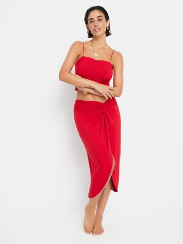 Tailleur di LSCN by LASCANA in rosso: frontale