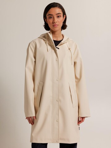 America Today Raincoat in Beige: front