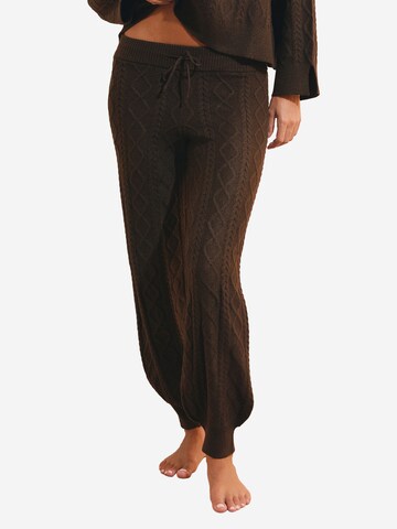 ETAM Pyjamahose 'Blanca' in Braun: Vorderseite