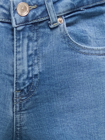 ONLY Baggy Jeans 'juicy' in Blauw