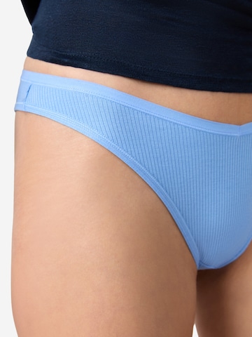 ETAM String 'John' in Blau