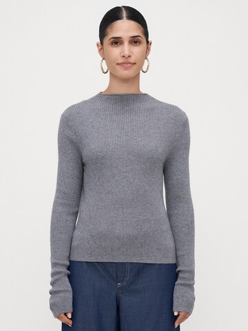 Vero Moda Petite Sweter 'VMNANCY' w kolorze szary: przód