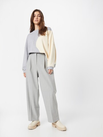 Blanche Sweatshirt 'Yin Yang' in Grau