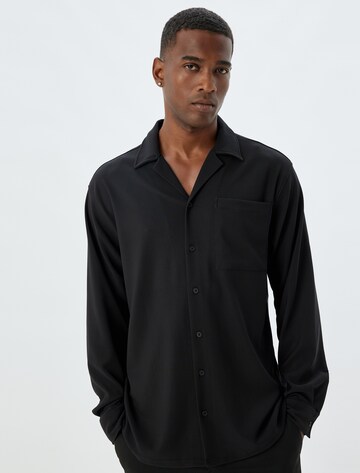 Koton Slim fit Overhemd in Zwart: voorkant