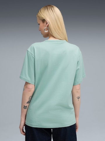 PUMA - Camiseta 'Puma Class Relaxed Tee Light Moss' en azul